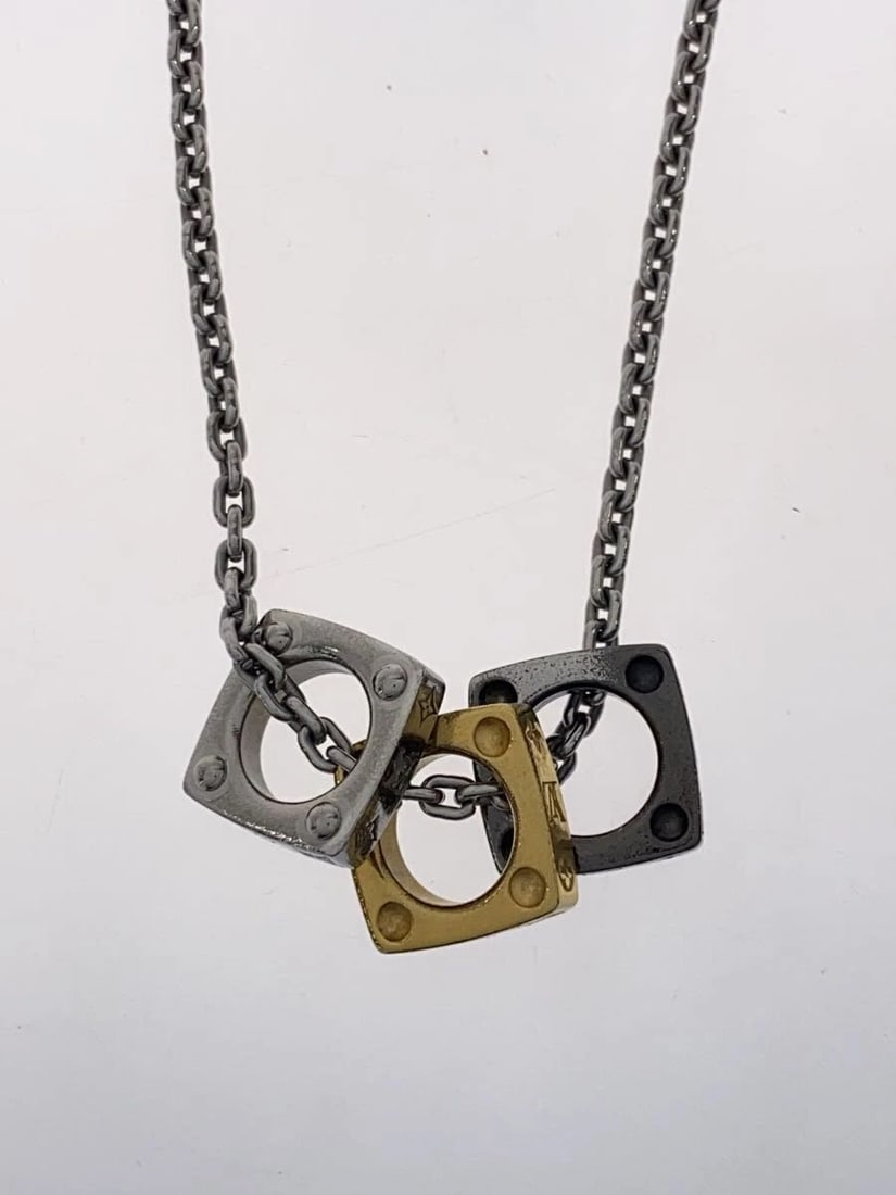 LOUIS VUITTON NECKLACE SILVER: LOUIS VUITTON Necklace Silver Brand: Louis Vuitton Type/Style: Pendant Material: NONE, Color: SILVER Size: Actual Size [Necklace] Length: 55 / Height: 2 / Width: 4 Accessories: None Access