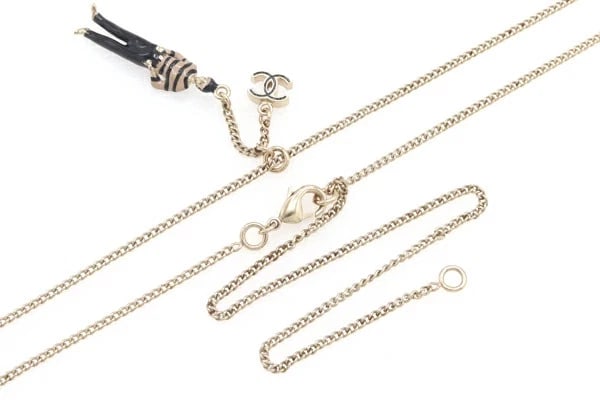 CHANEL NECKLACES & PENDANTS COCO MATTE GOLD (1 of 5)