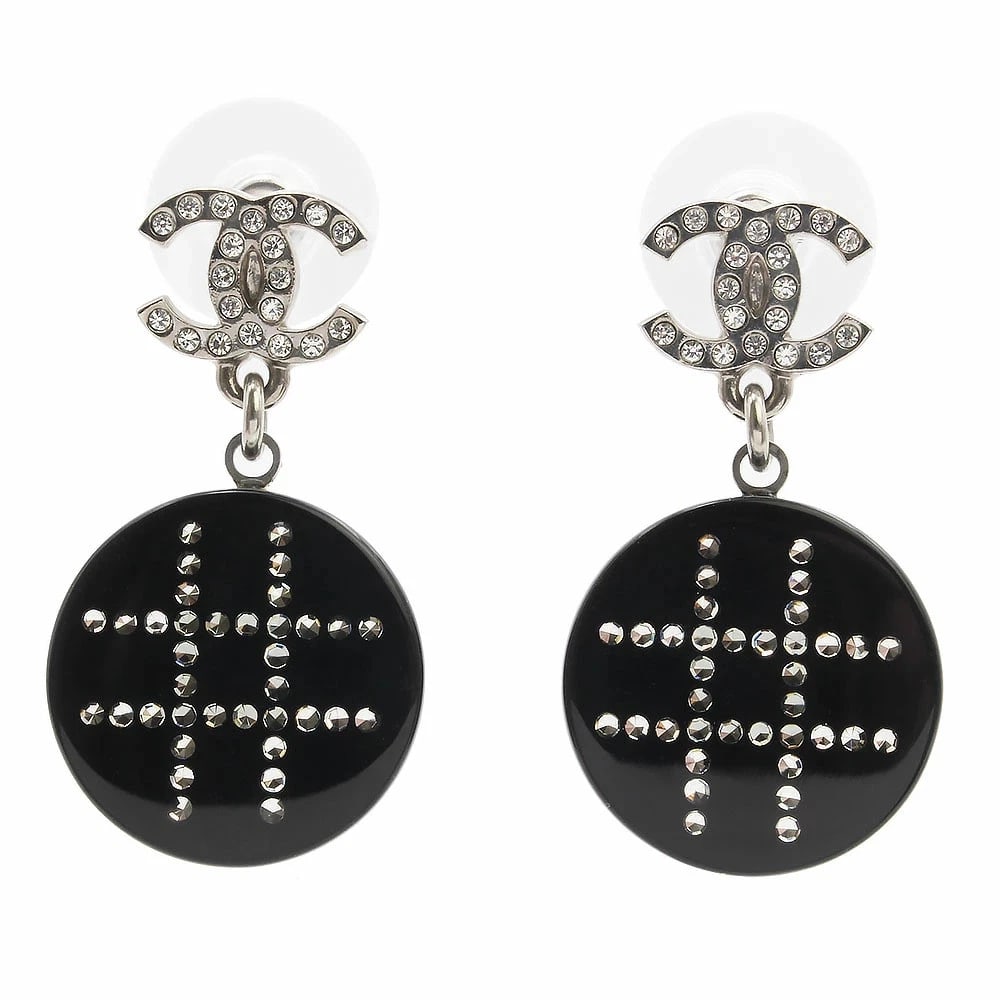 CHANEL MARK RHINESTONE RESIN BLACK EARRINGS: CHANEL Mark Rhinestone Resin Black Earrings Brand: CHANEL Type/Style: Earrings Material: Resin, Color: Black x Silver Size: Total length: approx. 3.2cm, Coco Mark: approx. W1.1cm x H0.8cm, Round motif