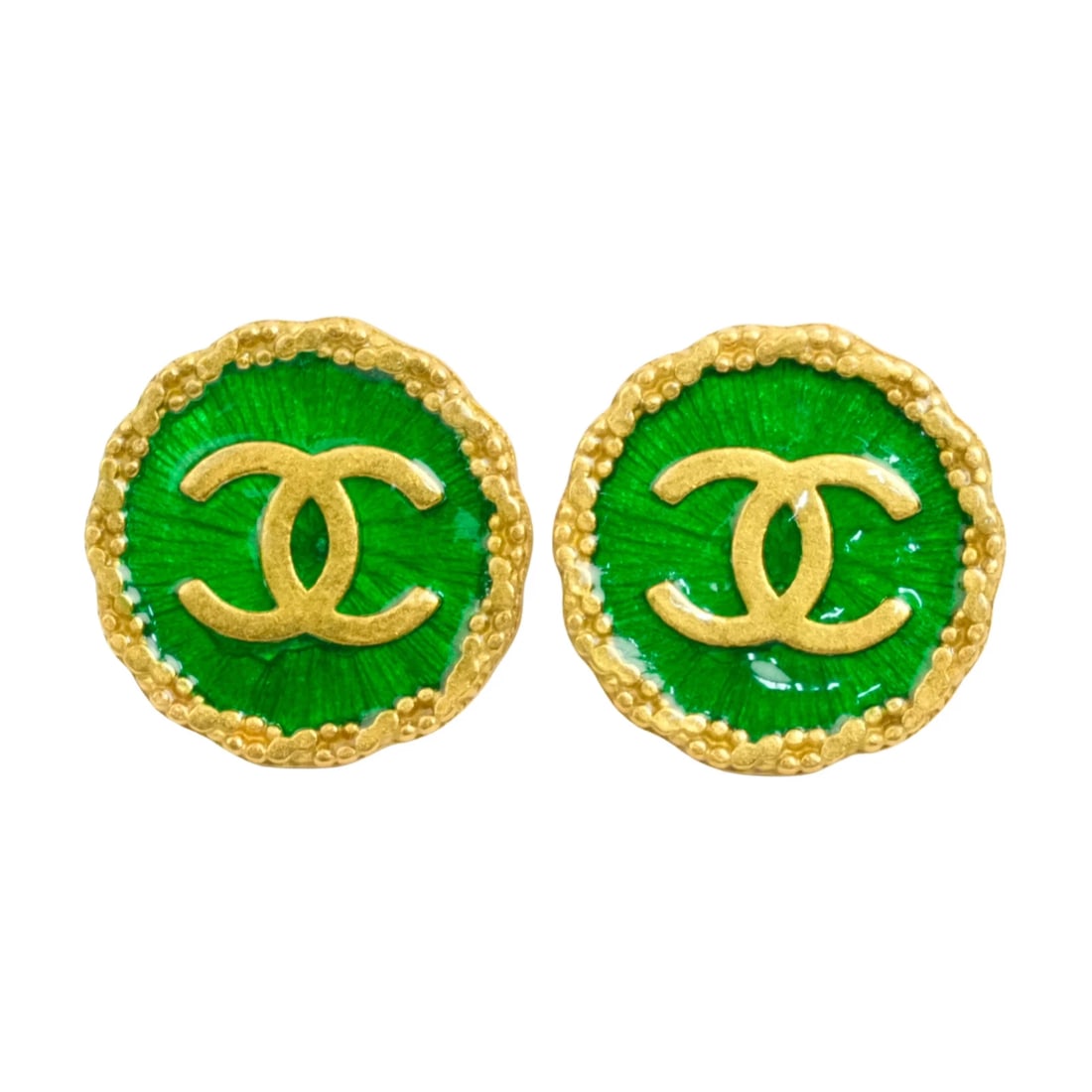 CHANEL EARRINGS BUTTON COCO MARK GREEN AND GOLD.: CHANEL Earrings Button Coco Mark Green and Gold. Brand: CHANEL Type/Style: Earring Material: Plated, Color: Green,Gold Size: W: 2.2cm x H: 2cm Accessories: None Accessories Notice: When pu