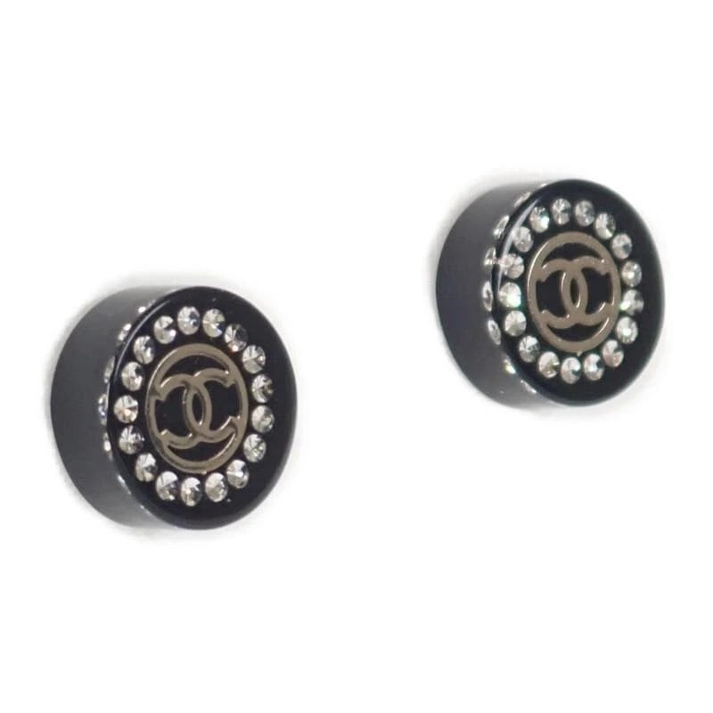 CHANEL CC ROUND EARRINGS RHINESTONES BLACK SILVER HARDWARE: CHANEL CC Round Earrings Rhinestones Black Silver Hardware Brand: CHANEL Type/Style: Earrings Material: None, Color: Black Size: Motif: approx. 9mm Accessories: None Accessories Notice: Wh