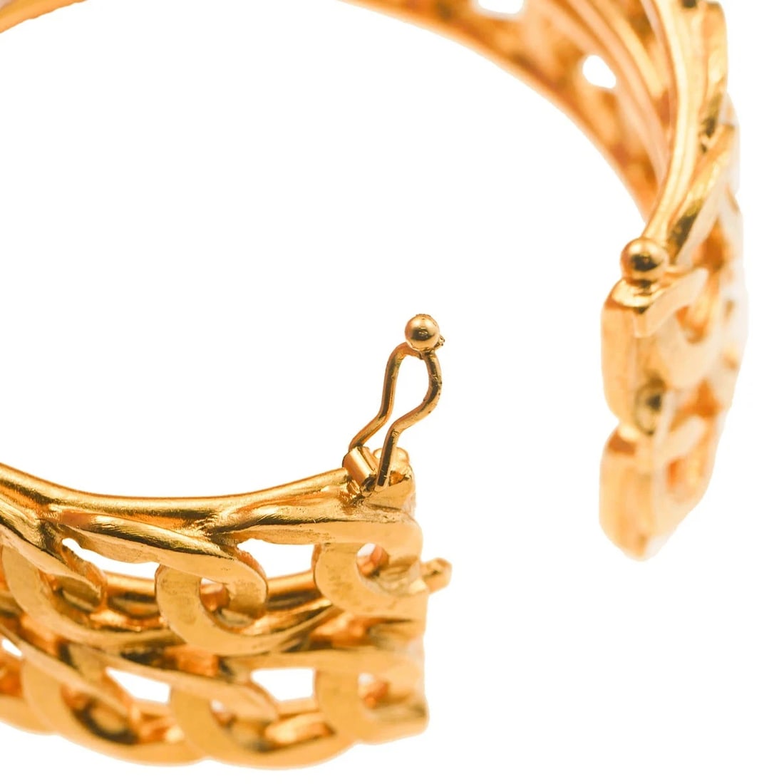CHANEL COCO MARK BANGLE GOLD PLATED - 4