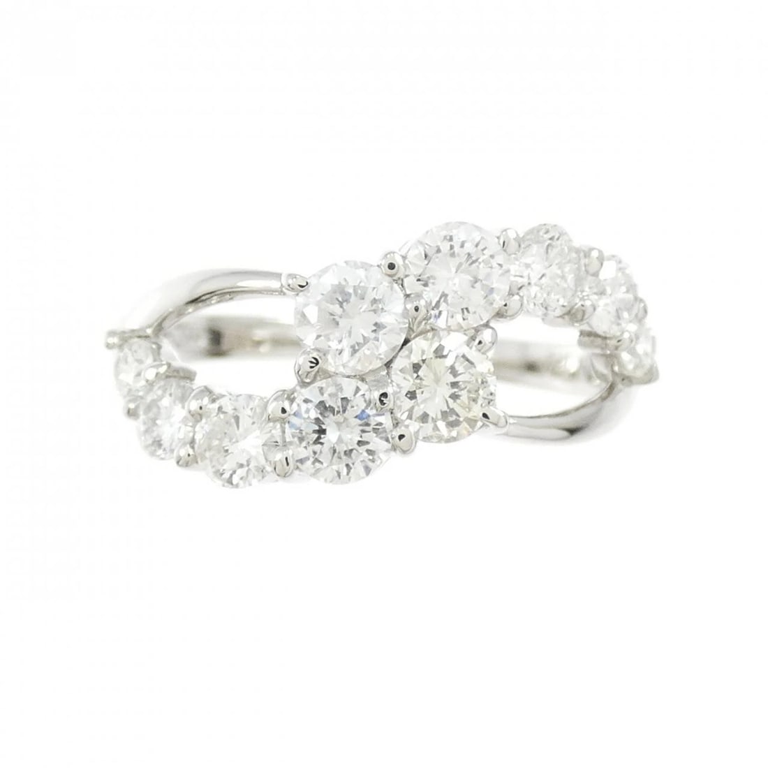 PT900 DIAMOND RING: PT900 Diamond Ring Brand: Unbranded Type/Style: Diamond Ring Material: PT900, Main Stone/Creation Natural Color: Silver Size: US 6 1/4 Accessories: None Accessories Notice: When purchasing pre-owned