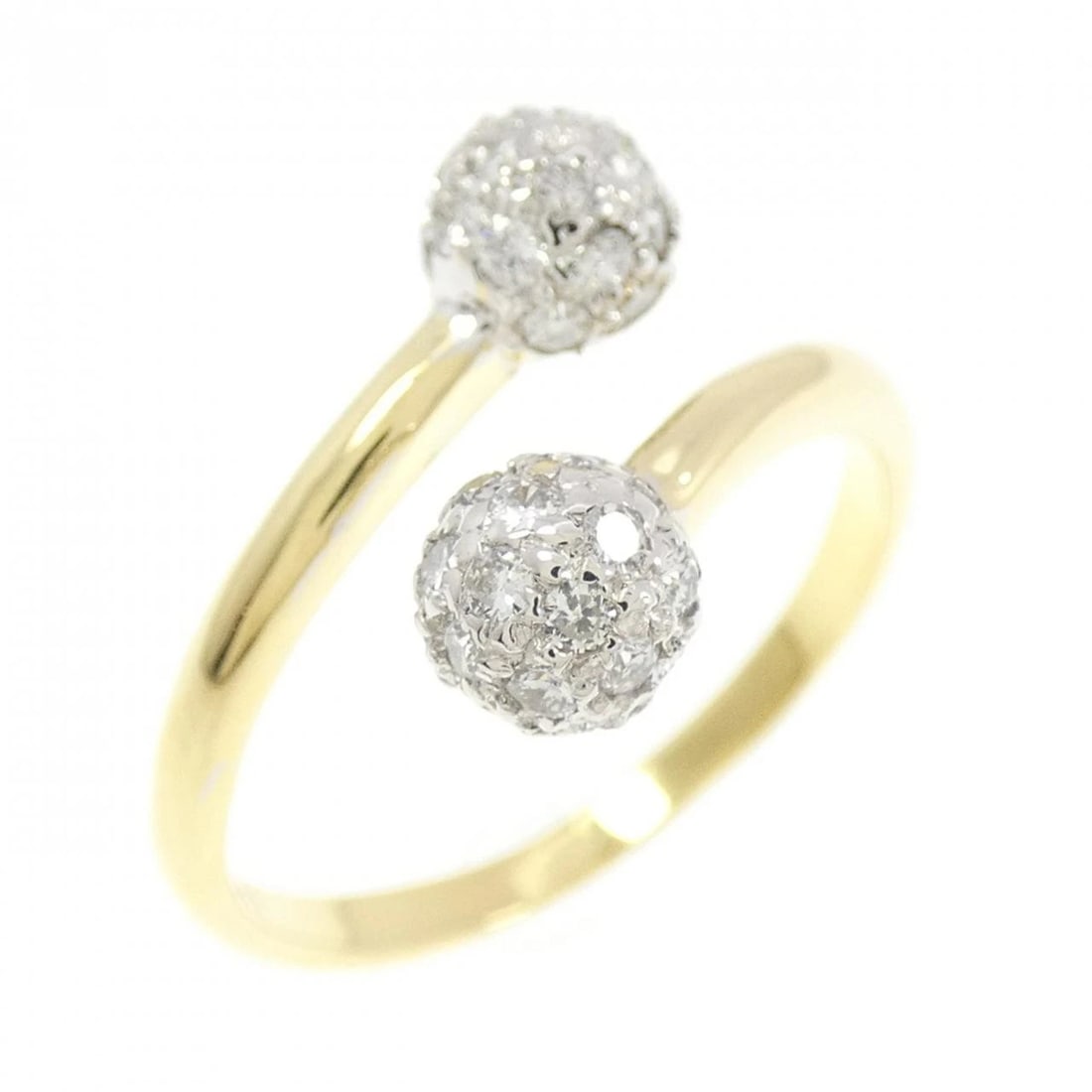 K18YG/K18WG DIAMOND RING: K18YG/K18WG Diamond Ring Brand: Outlet Type/Style: Ring Material: 18K Yellow Gold/18K White Gold, Main Stone/Creation natural Color: YG,WG Size: US 6 Accessories: None Accessories Notice: When