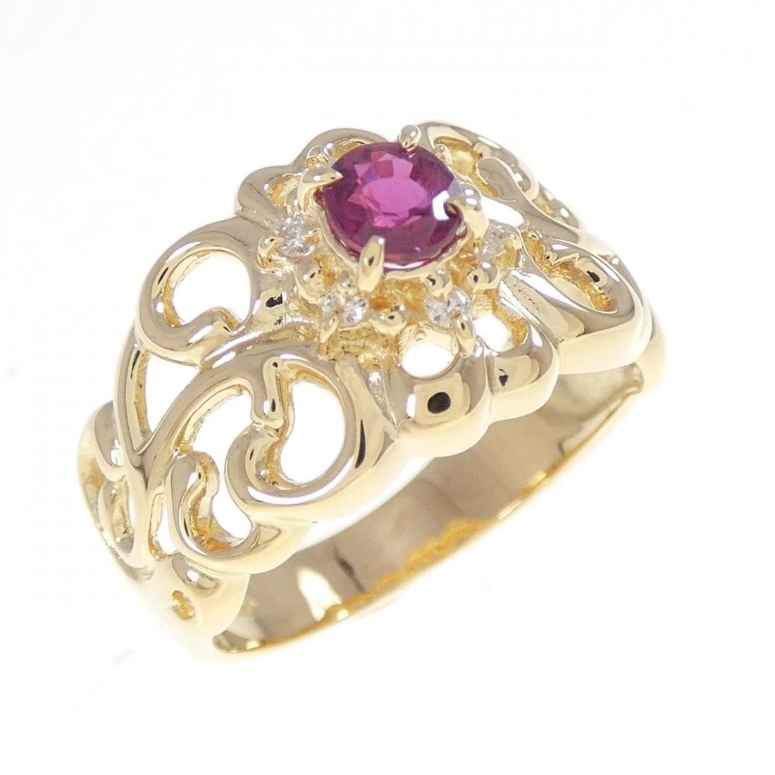 18K YELLOW GOLD RUBY RING: 18K Yellow Gold Ruby Ring Brand: Unbranded Type/Style: Ruby Ring Material: K18YG, Main Stone/Creation Ruby Secondary Stone Diamond Color: Yellow gold Size: US 6 1/4 Accessories: None Accessories