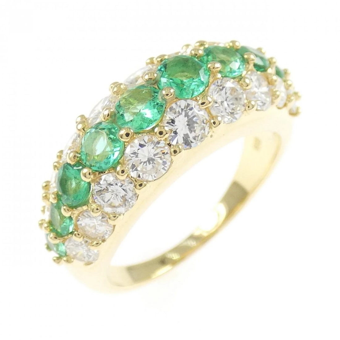 18K YELLOW GOLD EMERALD RING: 18K Yellow Gold Emerald Ring Brand: Unbranded Type/Style: Emerald Ring Material: 18K Yellow Gold, Main Stone/Creation Emerald Secondary Stone Diamond Color: Yellow Gold Size: US 5 1/2 Accessories: