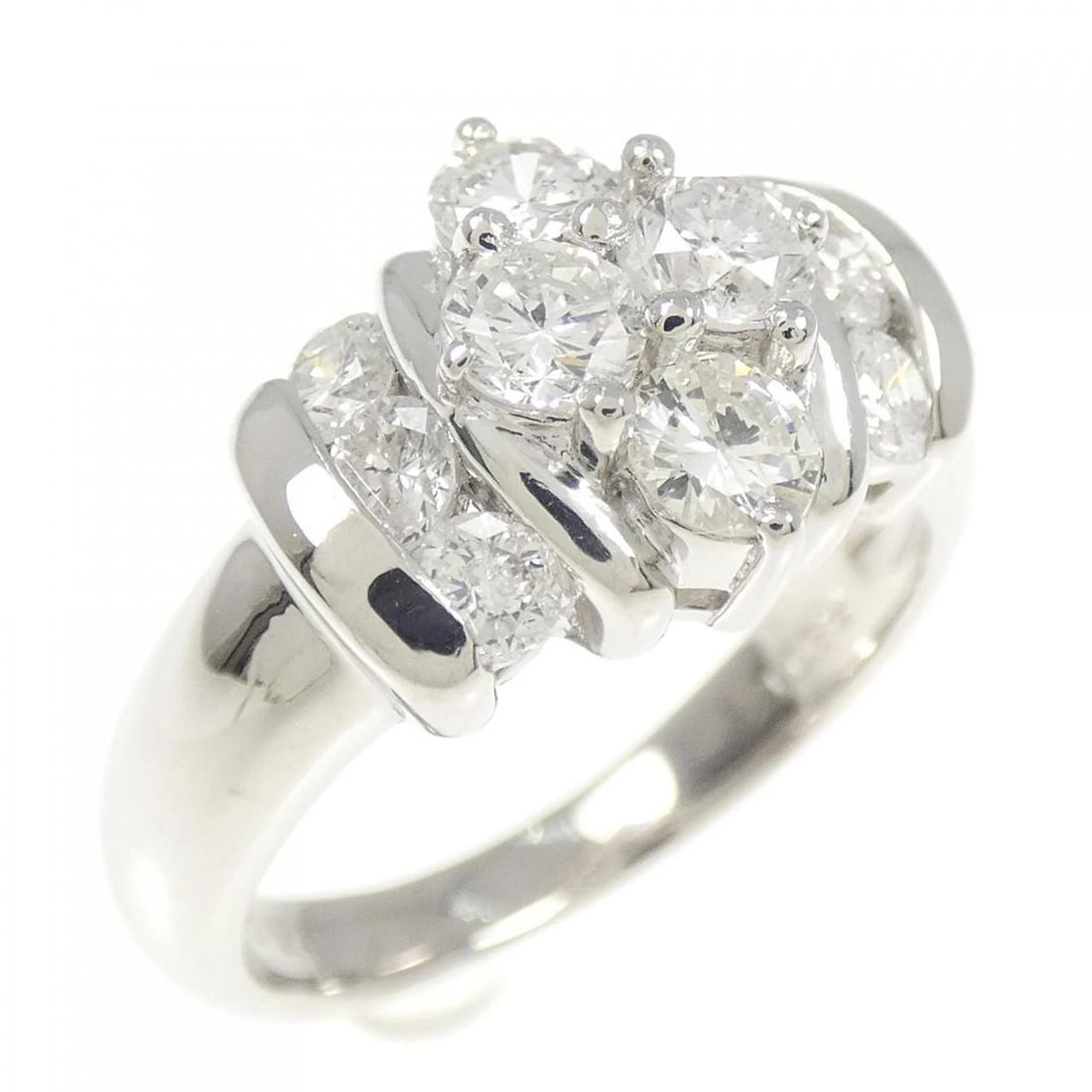 PT900 DIAMOND RING: PT900 Diamond Ring Brand: Unbranded Type/Style: Diamond Ring Material: PT900, Color: silver Size: US 5 3/4 Accessories: None Accessories Notice: When purchasing pre-owned goods, please ref