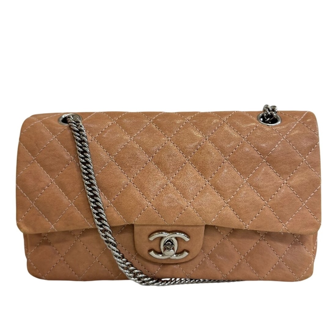 CHANEL DOUBLE FLAP 25 CHAIN TURNLOCK MATELASSE SHOULDER BAG BEIGE: CHANEL Double Flap 25 Chain Turnlock Matelasse Shoulder Bag Beige Brand: Chanel Type/Style: Shoulder bag Material: Leather Color: Beige Size: (HxWxD)15cm x 25cm x 6cm / 5.9'' x 9.84'' x 2.36'' Acc