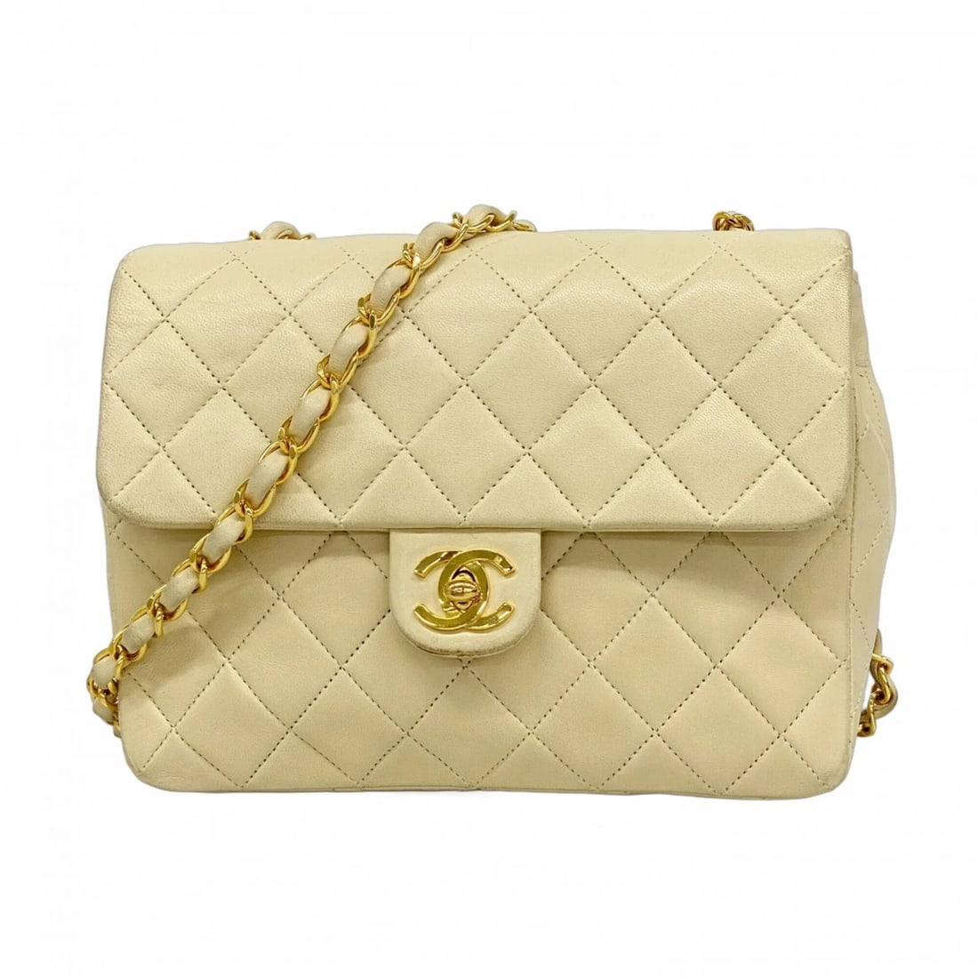 CHANEL MATELASSE CHAIN SHOULDER BAG, LAMBSKIN, BEIGE,: Chanel Matelasse Chain Shoulder Bag, Lambskin, Beige, Brand: Chanel Type/Style: Shoulder bag Material: Leather Color: Beige Size: (HxWxD)16cm x 20cm x 6cm / 6.29'' x 7.87'' x 2.36'' Accessories: N