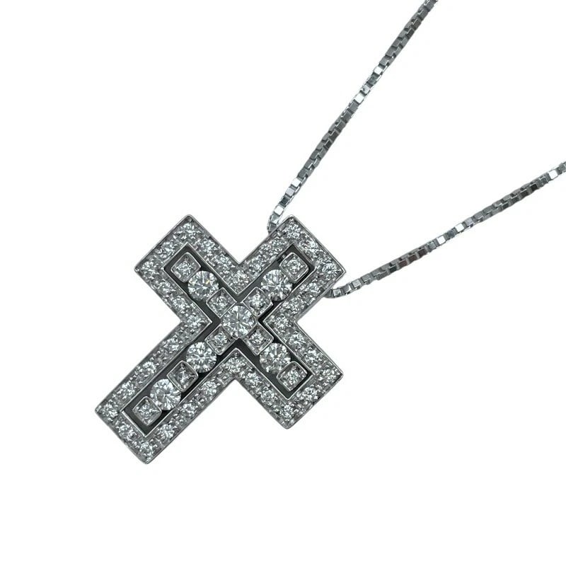 DAMIANI BELLE EPOQUE NECKLACE S WHITE GOLD 750 JEWELRY: Damiani Belle Epoque Necklace S White Gold 750 Jewelry Brand: Damiani Type/Style: Necklace Material: K18 WG Color: WG Size: Size Height: approx. 22.6mm Width: approx. 18.3mm Chain length: approx. 50cm