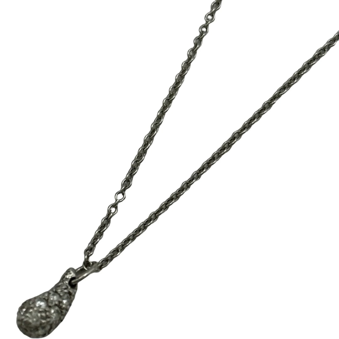 TIFFANY & CO. TEARDROP NECKLACE PLATINUM PT950: Tiffany & Co. Teardrop Necklace Platinum Pt950 Brand: Tiffany & Co. Type/Style: Necklace Material: Pt950 Color: PT Size: Size Height: approx. 8.3mm Width: approx. 4.1mm Chain length: approx. 40cm