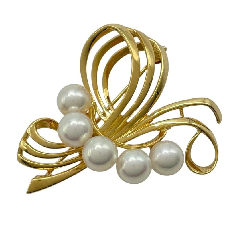 MIKIMOTO BROOCH GOLD 18K JEWELRY: Mikimoto Brooch Gold 18K Jewelry Brand: Mikimoto Type/Style: Brooche Material: 18K YG Color: YG Size: Size Height: approx. 36.6mm Width: approx. 43.6mm Accessories: None Accessories Notice