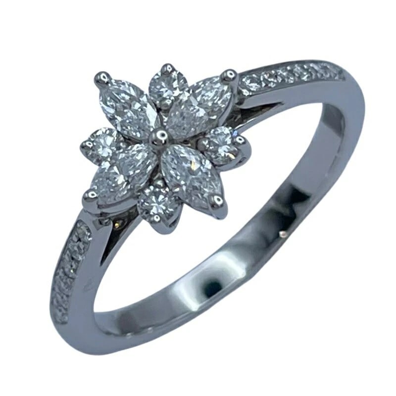 TIFFANY & CO. CLUSTER RING PLATINUM PT950 JEWELRY: Tiffany & Co. Cluster Ring Platinum Pt950 Jewelry Brand: Tiffany & Co. Type/Style: Ring Material: Pt950 Color: PT Size: 5.5 US Accessories: None Accessories Notice: When purchasing pre-own