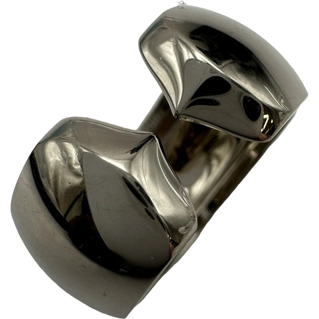 CARTIER ABSOLUTE RING WHITE GOLD 18K JEWELRY: Cartier Absolute Ring White Gold 18K Jewelry Brand: Cartier Type/Style: Ring Material: 18K WG Color: WG Size: 5.5 US Accessories: None Accessories Notice: When purchasing pre-owned goods,