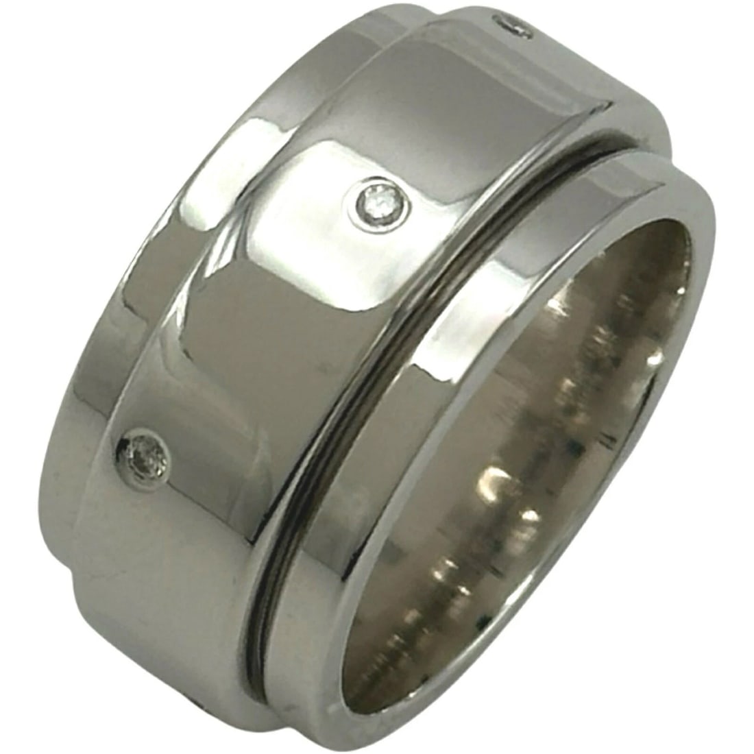 PIAGET POSSESSION RING WHITE GOLD 18K: Piaget Possession Ring White Gold 18K Brand: Piaget Type/Style: Ring Material: K18 WG Color: WG Size: 7 US Accessories: None Accessories Notice: When purchasing pre-owned goods, please refer to the
