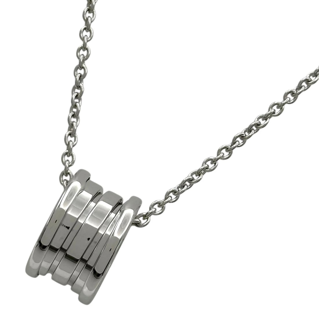 BVLGARI B-ZERO1 NECKLACE WHITE GOLD 750 JEWELRY: Bvlgari B-Zero1 Necklace White Gold 750 Jewelry Brand: Bvlgari Type/Style: Necklace Material: K18 WG Color: WG Size: Size Height: approx. 14.7mm Width: approx. 8.9mm Chain length: approx. 39cm Acc