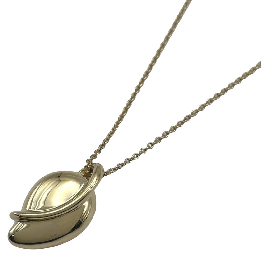 TIFFANY & CO. LEAF NECKLACE GOLD 18K JEWELRY: Tiffany & Co. Leaf Necklace Gold 18K Jewelry Brand: Tiffany & Co. Type/Style: Necklace Material: 18K YG Color: YG Size: Size Height: approx. 18.6mm Width: approx. 10.5mm Total length: approx. 38cm