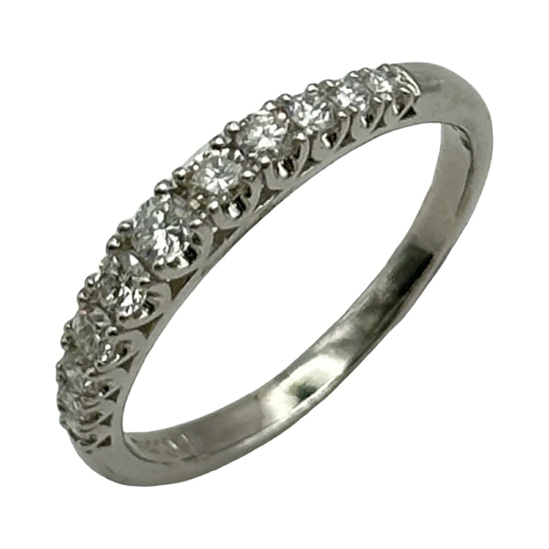 DIAMOND RING PLATINUM PT900 DIAMOND JEWELRY: Diamond Ring Platinum Pt900 Diamond Jewelry Brand: Unbranded Type/Style: Ring Material: Pt900 Color: PT Size: 8.5 US Accessories: None Accessories Notice: When purchasing pre-owned goods,
