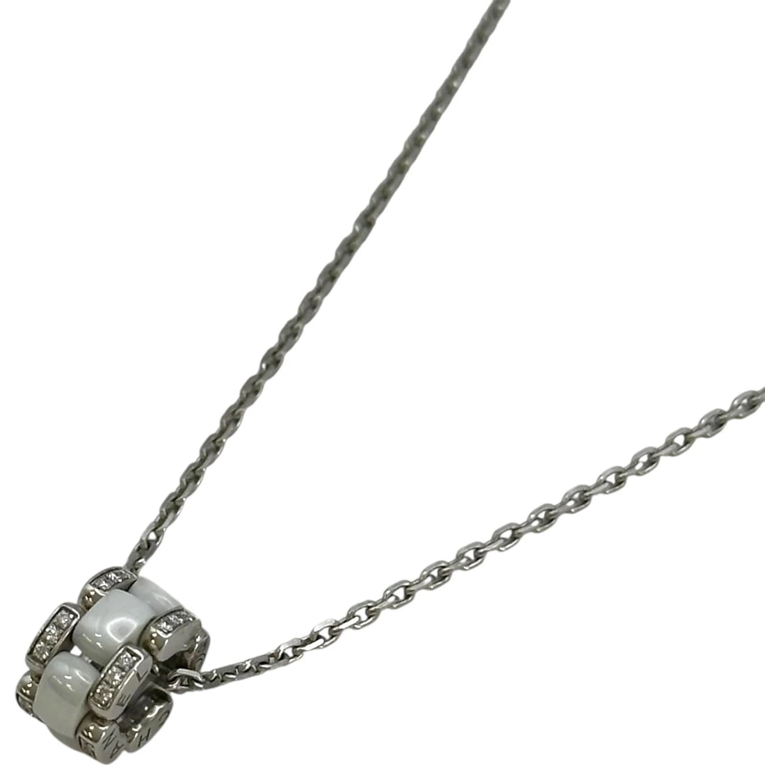 CHANEL ULTRA COLLECTION NECKLACE WHITE GOLD AU750 DIAMOND: Chanel Ultra Collection Necklace White Gold Au750 Diamond Brand: Chanel Type/Style: Necklace Material: 18K WG Color: WG Size: Size Height: approx. 12.8mm Width: approx. 6.8mm Total length: approx. 45.