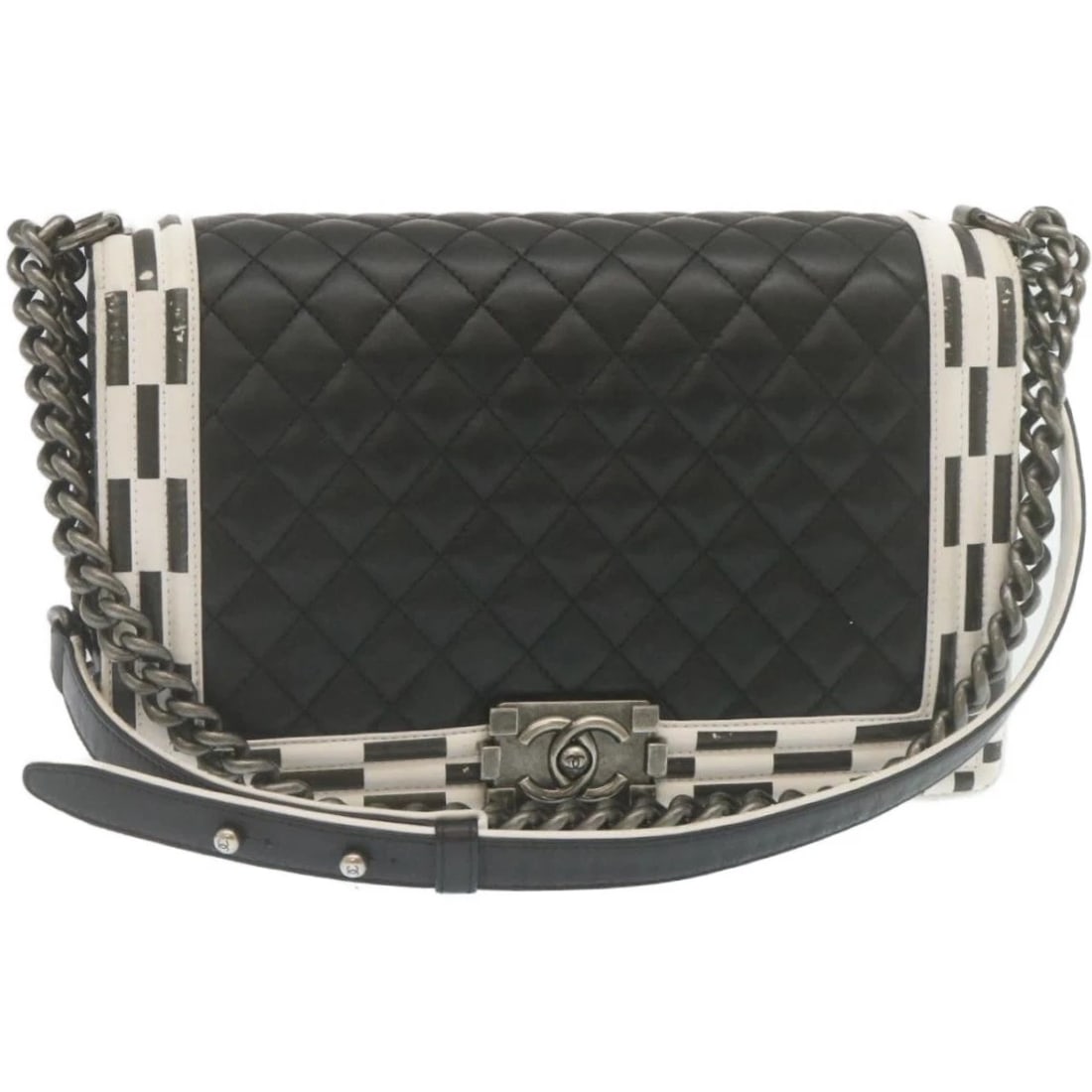 CHANEL MATELASSE CHAIN SHOULDER BAG LAMB SKIN (1 of 6)
