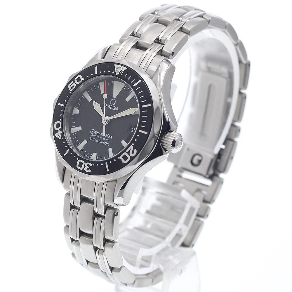 OMEGA SEAMASTER DATE BLACK QUARTZ WATCH: OMEGA Seamaster Date black Quartz Watch Brand: OMEGA Type/Style: Wristwatch Material: Band Material Stainless Steel, Case Material Stainless Steel Color: Dial Color black Size: Case size About 29mm (1