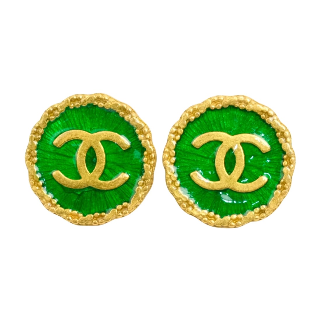 CHANEL BUTTON EARRINGS COCO MARK GREEN GOLD: CHANEL Button Earrings Coco Mark Green Gold Brand: Chanel Type/Style: Earring Material: Plated, Color: green, gold Size: W:2.2cm x H:2cm Accessories: None Accessories Notice: When purchasi