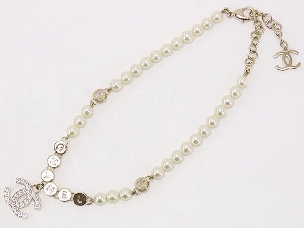 CHANEL NECKLACE COCO MARK PEARL STRASS RHINESTONE: Chanel Necklace Coco Mark Pearl Strass Rhinestone Brand: Chanel Type/Style: Necklace Material: Faux Pearl x GP x Rhinestone, Color: Pearl x Champagne Gold Size: Total Length: Approx. 45cm Top Width: 2