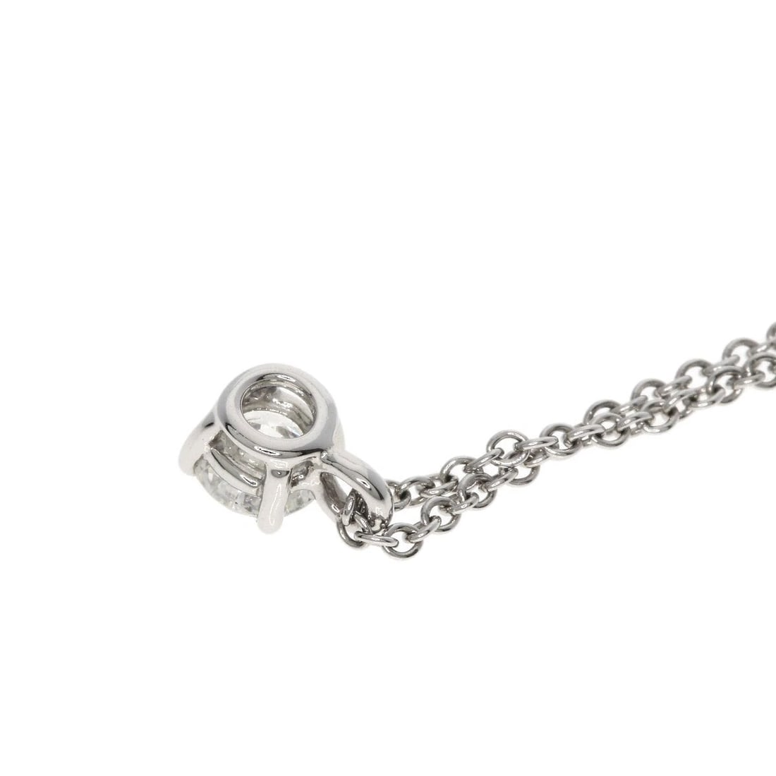 TIFFANY & CO SOLITAIRE DIAMOND NECKLACE PT950: Tiffany & Co Solitaire Diamond Necklace PT950 Brand: TIFFANY & Co. Type/Style: Pendant Material: PT950, Main Stone/Creation natural Color: SILVER Size: Chain Length: Approx. 40.5cm Chain Width: Approx