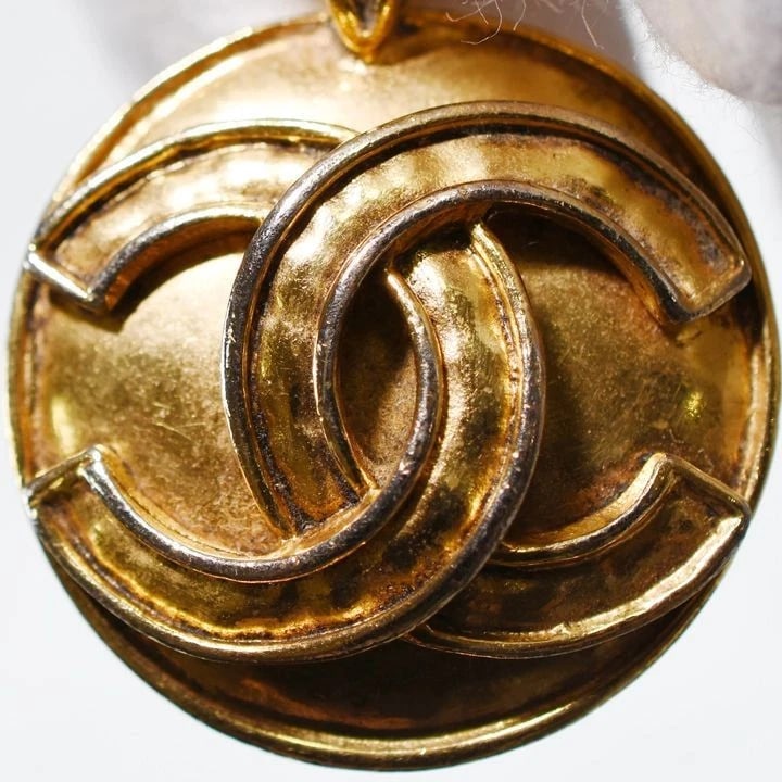 CHANEL NECKLACE GOLD-TONE COCO MARK CC LOGO CHAIN PENDANT: CHANEL Necklace Gold-tone Coco Mark CC Logo Chain Pendant Brand: CHANEL Type/Style: Necklace Material: Gold-tone, Color: GOLD Size: Total length 51cm Accessories: None Accessories Notice: