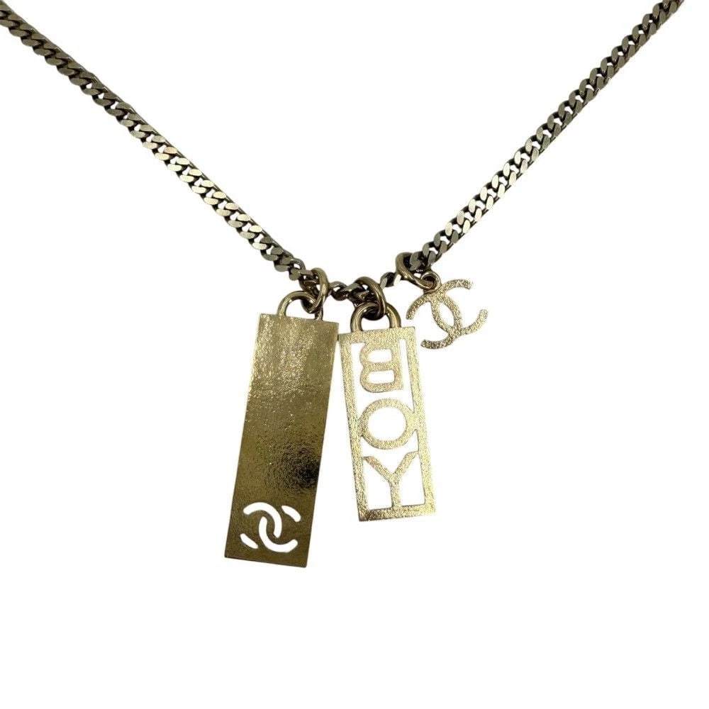 CHANEL NECKLACES & PENDANTS LONG COCO MARK BOY CHANEL PLATE (1 of 3)