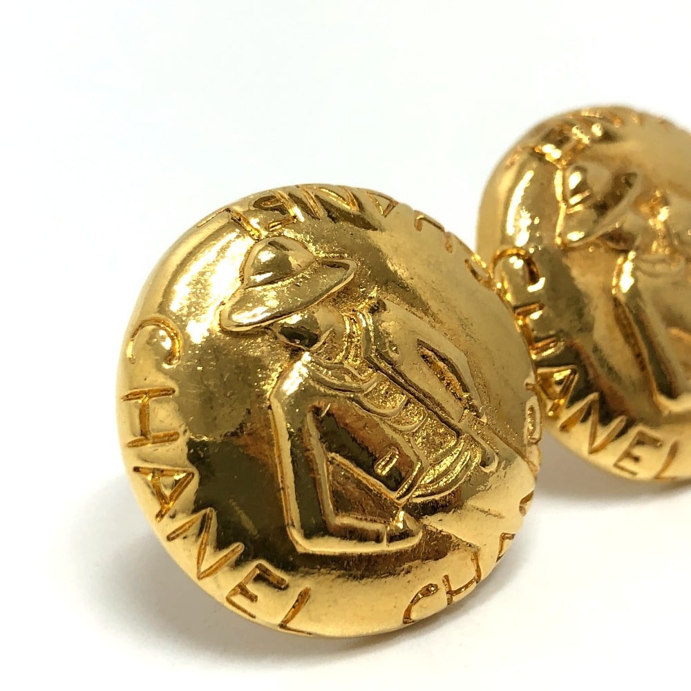 CHANEL MADEMOISELLE ROUND EARRINGS GOLD: Chanel Mademoiselle Round Earrings Gold Brand: Chanel Type/Style: Earrings Material: , Color: Gold Size: 28mm Accessories: None Accessories Notice: When purchasing pre-owned goods, please refer to