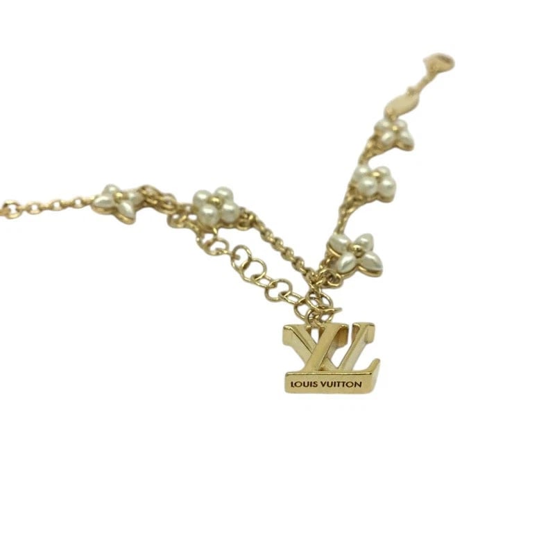 LOUIS VUITTON BRACELET GOLD LV FLORAGRAM: Louis Vuitton Bracelet Gold LV Floragram Brand: Louis Vuitton Type/Style: Bracelet Material: Metal, Color: GOLD Size: Approx. 20 cm Accessories: None Accessories Notice: When purchasing pr
