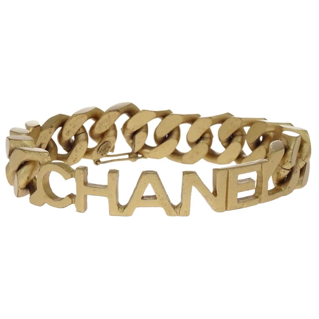 CHANEL GOLD CHAIN BRACELET: Chanel Gold Chain Bracelet Brand: CHANEL Type/Style: Bracelet Material: Gold Plated Color: gold Size: Inner circumference : 18.0 cm Accessories: None Accessories Notice: When purchasing pr