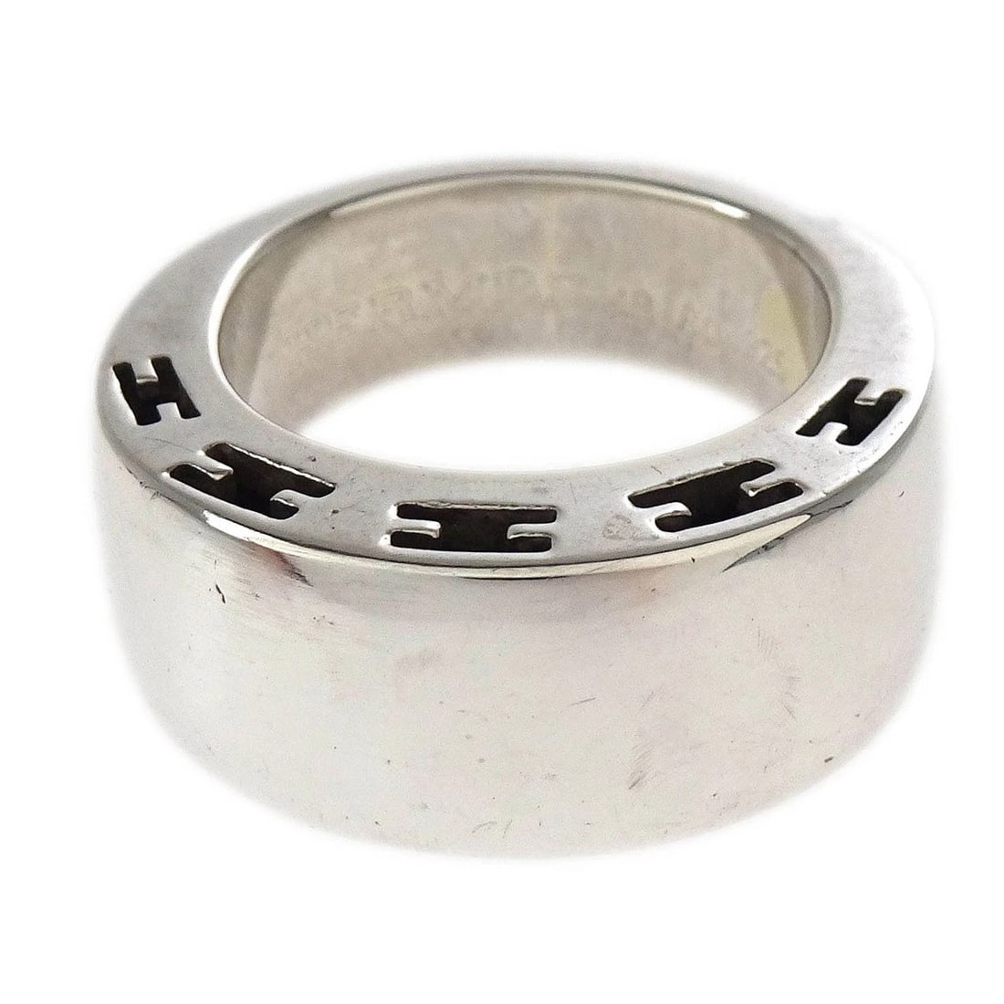 HERMES CLARITE RING: Hermes Clarite Ring Brand: HERMES Type/Style: Ring Material: Silver Plated Color: silver Size: US 4.75-5 Accessories: None Accessories Notice: When purchasing pre-owned goods, please refer