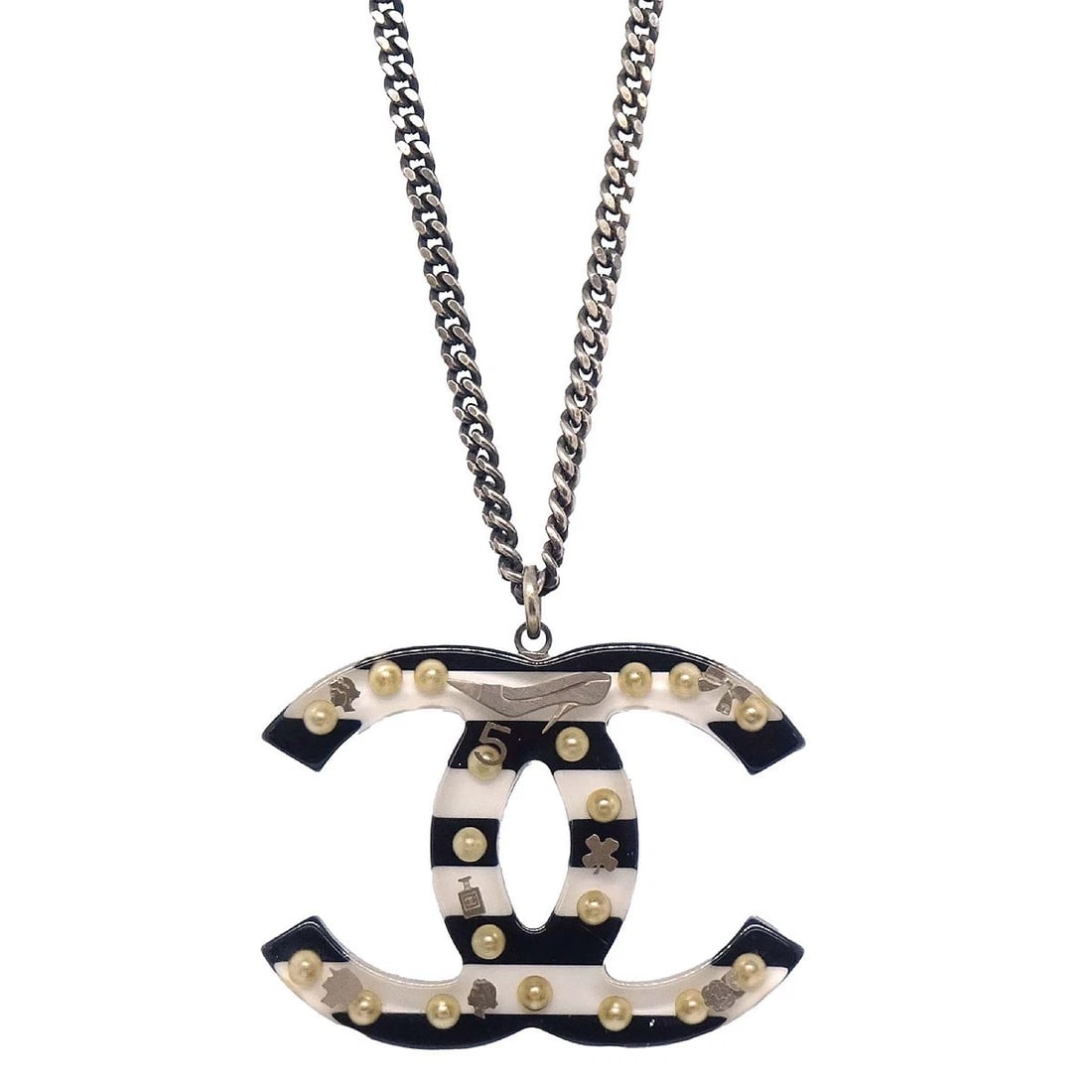 CHANEL GOLD CC PENDANT NECKLACE: Chanel Gold CC Pendant Necklace Brand: CHANEL Type/Style: Necklace Material: Gold Plated Color: gold Size: Chain(Overall) : 42.0 cmTop : W 3.8 x H 2.9 cm Accessories: None Accessories Notice: When