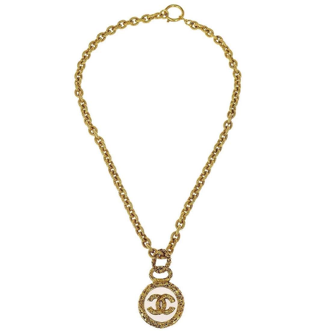 CHANEL GOLD MEDALLION CC CHAIN PENDANT NECKLACE: Chanel Gold Medallion CC Chain Pendant Necklace Brand: CHANEL Type/Style: Necklace Material: Gold Plated Color: gold Size: Chain(Overall) : 63.0 cmTop : Diameter : 3.9 cm Accessories: None