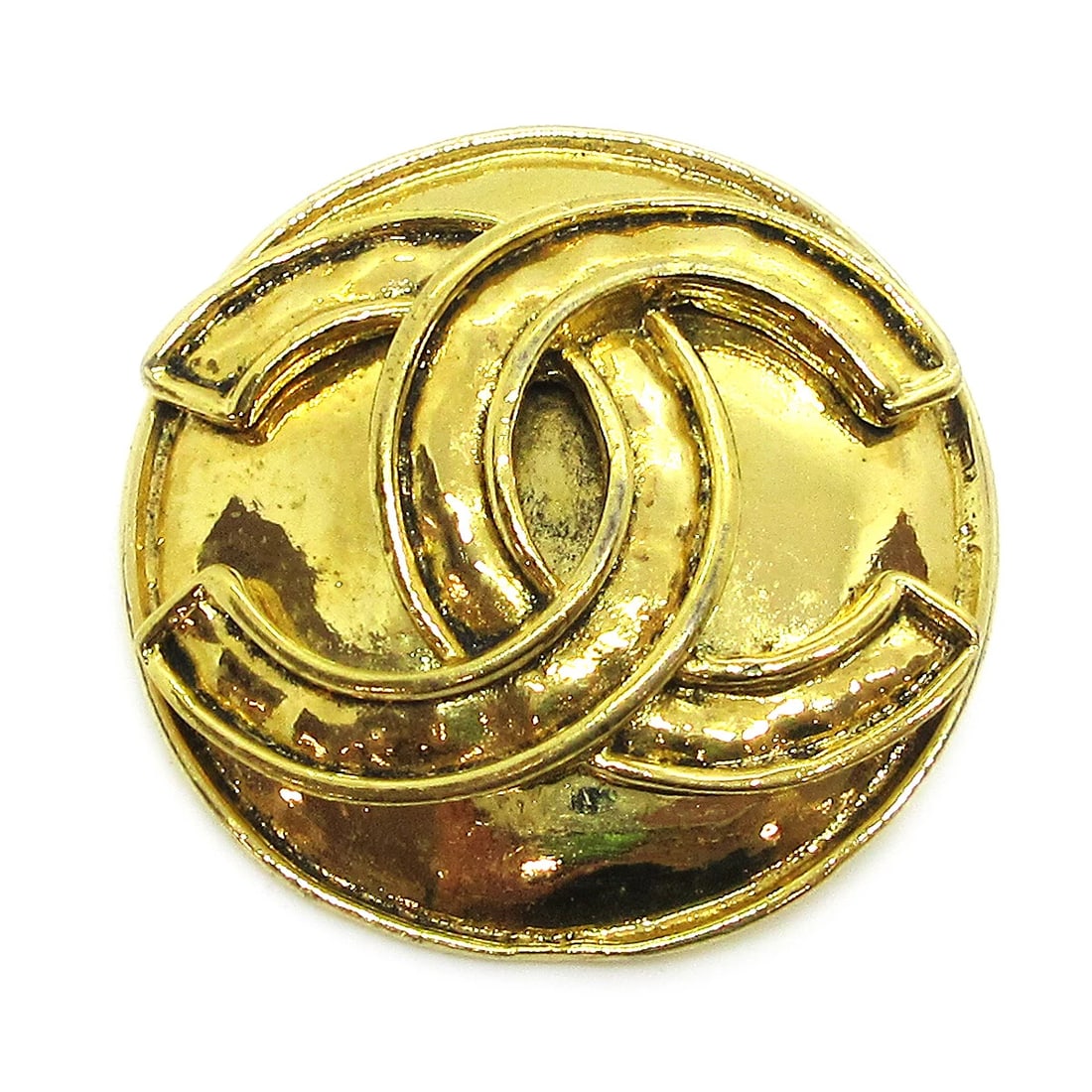 CHANEL GOLD MEDALLION BROOCH PIN: Chanel Gold Medallion Brooch Pin Brand: Chanel Type/Style: Brooch Material: Gold Plated Color: gold Size: Diameter : 3.1 cm Accessories: None Accessories Notice: When purchasing pre-owned