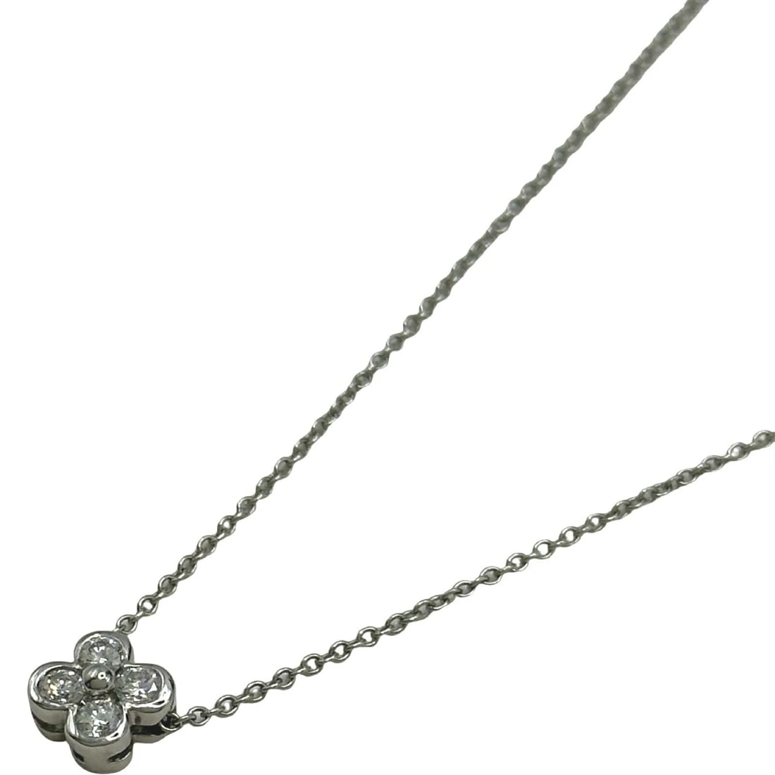 TIFFANY & CO. BEZEL SET NECK PLATINUM: Tiffany & Co. Bezel Set Neck Platinum Brand: Tiffany & Co. Type/Style: Necklace Material: Pt950 Color: PT Size: Size Height: approx. 6.5mm Width: approx. 6.5mm Total length: approx. 41cm Accessori
