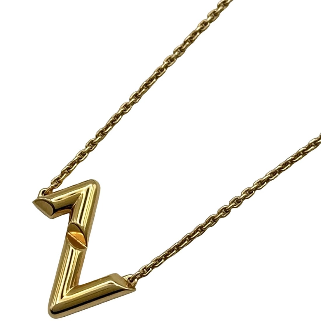 LOUIS VUITTON VAULT UPSIDE DOWN NECKLACE: Louis Vuitton Vault Upside Down Necklace Brand: Louis Vuitton Type/Style: Necklace Material: 18K YG Color: YG Size: Size Height: approx. 17.0mm Width: approx. 16.0mm Chain length: approx. 47cm Acc