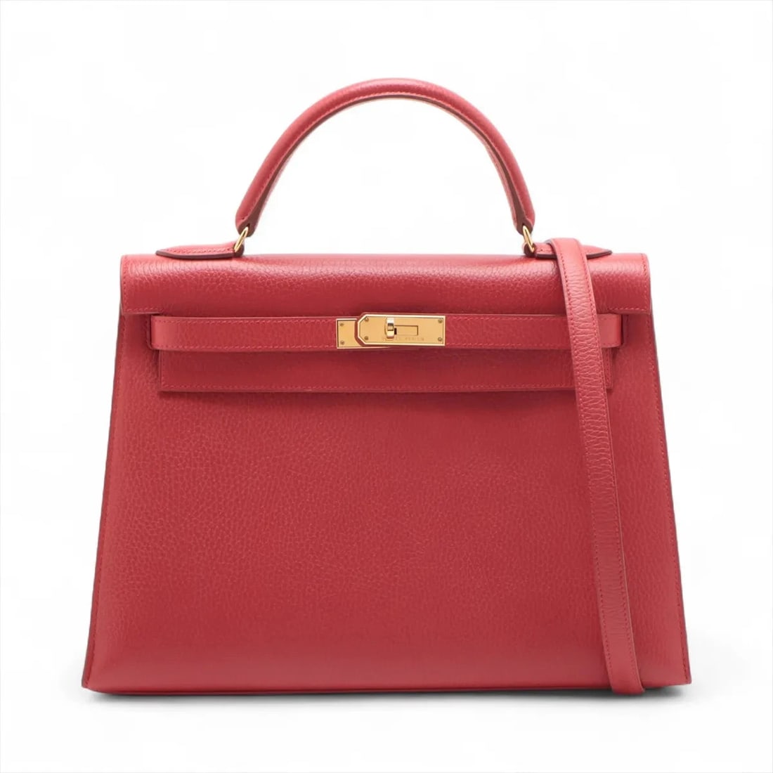 HERMES KELLY 32 SERIE ARDENNES ROUGE VIF: Hermes Kelly 32 Serie Ardennes Rouge vif Brand: Hermes Type/Style: Hand bag Material: Ardennes Color: Rouge vif Size: Height:9.1inchLength:13.0inchDepth:4.7inch Accessories: None Accessori