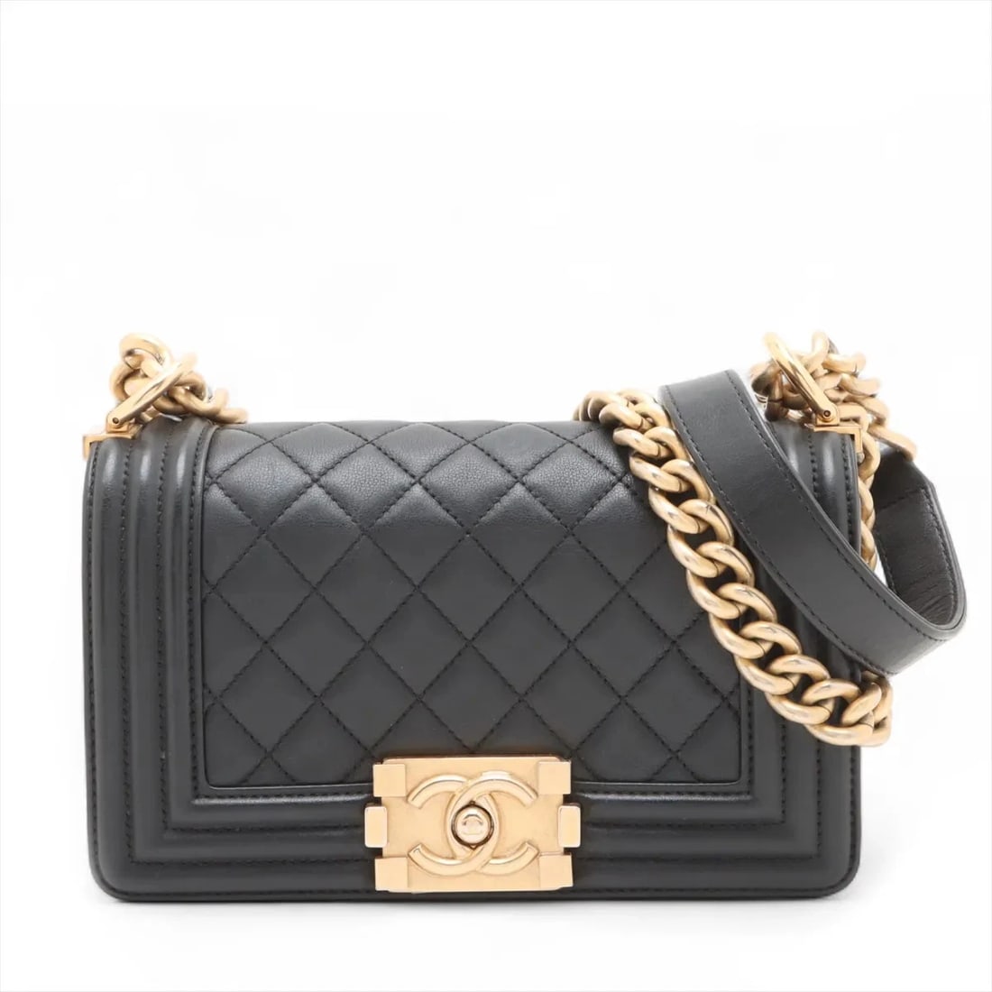 CHANEL BOY CHANEL 20 SMALL LAMBSKIN CHAIN SHOULDER BAG: Chanel Boy Chanel 20 Small Lambskin Chain Shoulder Bag Brand: Chanel Type/Style: Shoulder bag Material: Lambskin Color: Black Size: Height:4.7inchLength:7.9inchDepth:2.4inch Accessories: None
