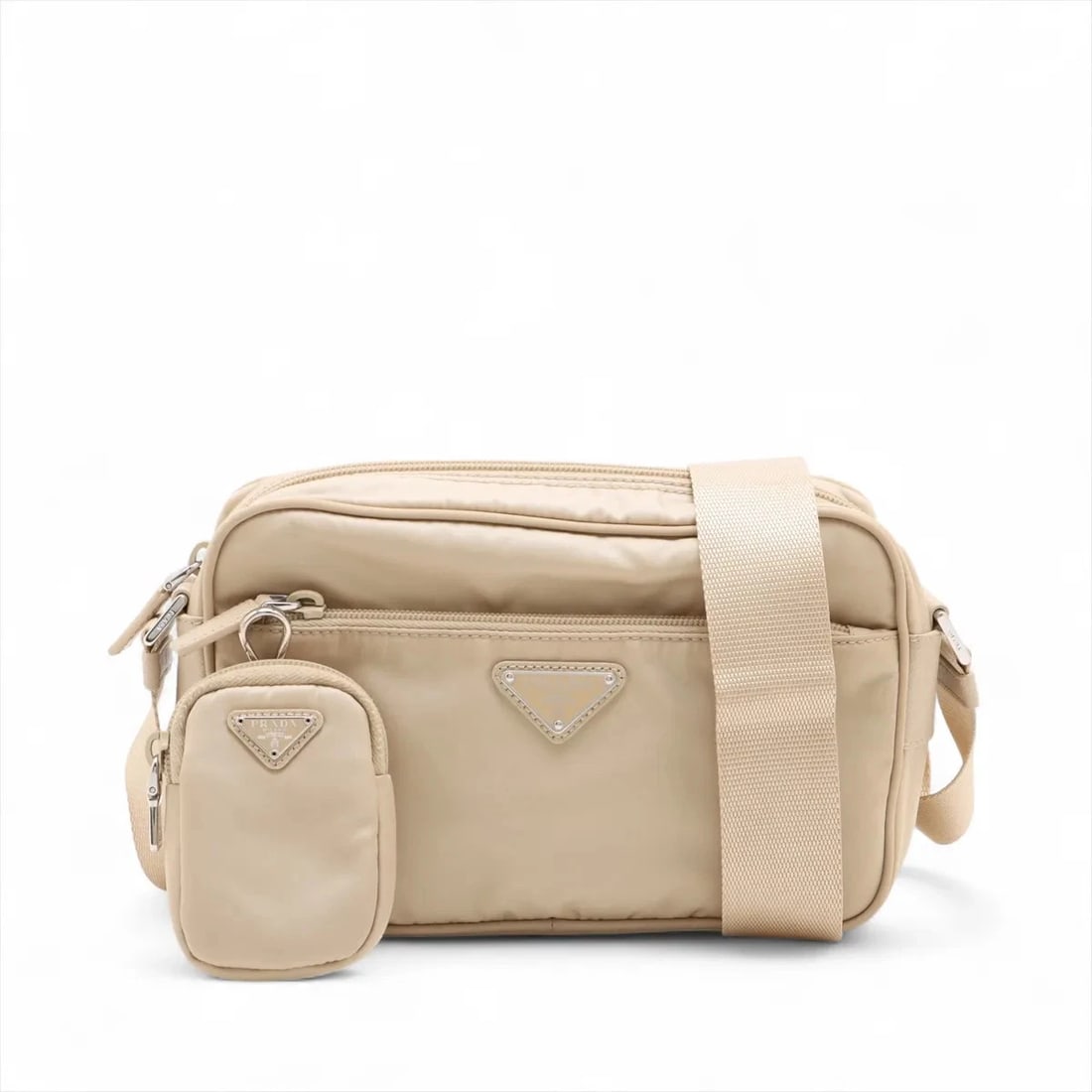 PRADA TESSUTO NYLON X LEATHER SHOULDER BAG BEIGE: Prada Tessuto nylon x leather Shoulder bag Beige Brand: Prada Type/Style: Shoulder bag Material: Nylon & Leather Color: Beige Size: Height:6.1inchLength:9.3inchDepth:2.6inch Accessories: None