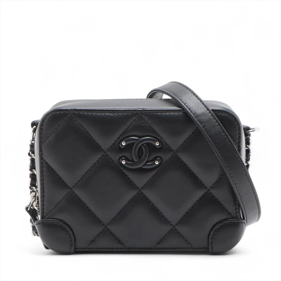 CHANEL MATELASSE LAMBSKIN CHAIN SHOULDER BAG BLACK: Chanel Matelasse Lambskin Chain Shoulder Bag Black Brand: Chanel Type/Style: Shoulder bag Material: Lambskin Color: Black Size: Height:4.3inchLength:5.7inchDepth:2.0inch Accessories: None