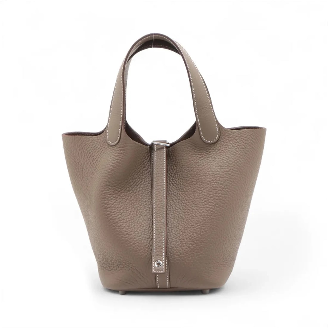 HERMES PICOTIN LOCK 18 PM TAURILLON CLEMENCE ETOUPE: Hermes Picotin Lock 18 PM Taurillon Clemence Etoupe Brand: Hermes Type/Style: Hand bag Material: Taurillon Clemence Color: Etoupe Size: Height:7.3inchLength:7.1inchDepth:5.3inch Accessories: None