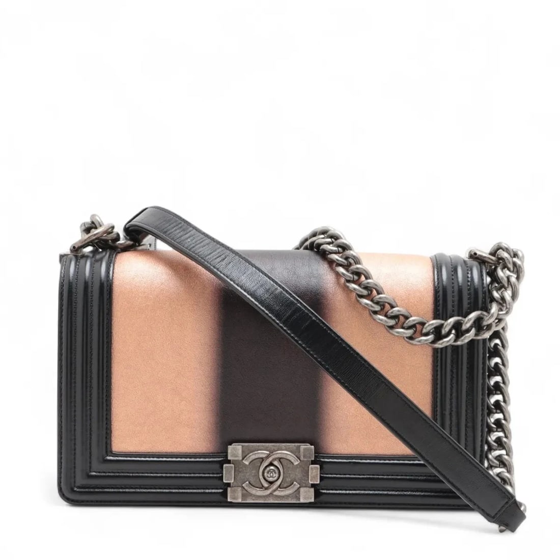 CHANEL BOY CHANEL 25 LEATHER CHAIN SHOULDER BAG: Chanel BOY CHANEL 25 Leather Chain Shoulder Bag Brand: Chanel Type/Style: Shoulder bag Material: Leather Color: Black Size: Height:5.7inchLength:9.8inchDepth:3.0inch Accessories: None Acce