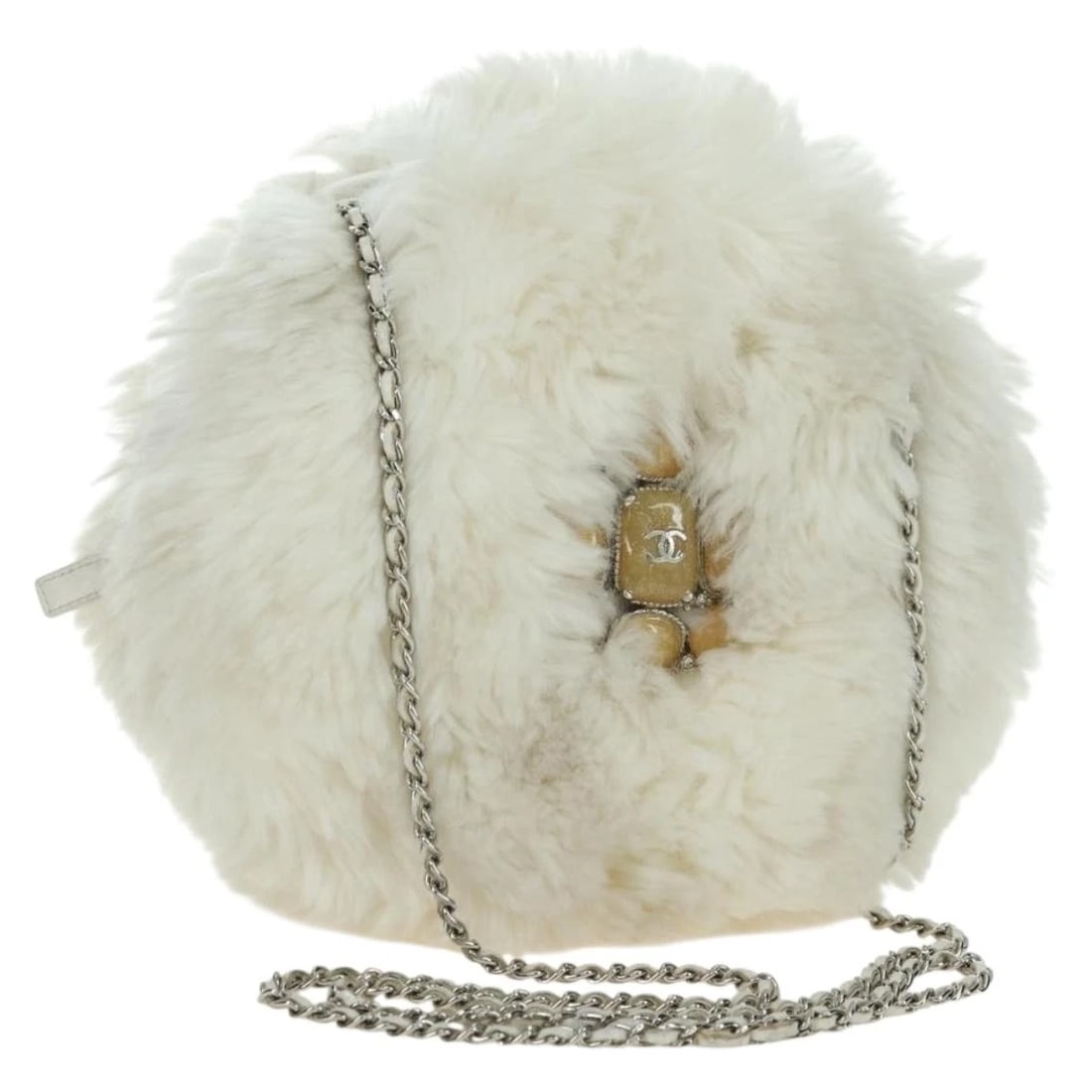 CHANEL CHAIN SHOULDER BAG FUR WHITE: CHANEL Chain Shoulder Bag Fur White Brand: CHANEL Type/Style: Shoulder Bag Material: Fur Color: White/Silver Size: Size(Inch) W8.3 x H8.3 x D3.9inch(Approx) Accessories: None Accessories N