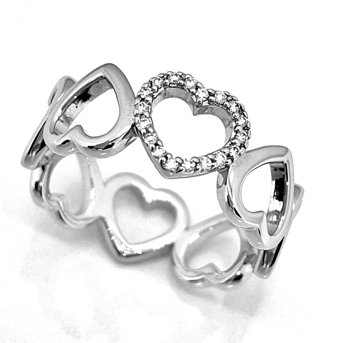 TIFFANY SENTIMENTAL HEART DIAMOND RING 750WG: Tiffany Sentimental Heart Diamond Ring 750WG Brand: Tiffany & Co. Type/Style: Ring Material: 750 White Gold (WG), Main Stone Natural Color: White Gold Size: US6 Accessories: None Accessories Notice: