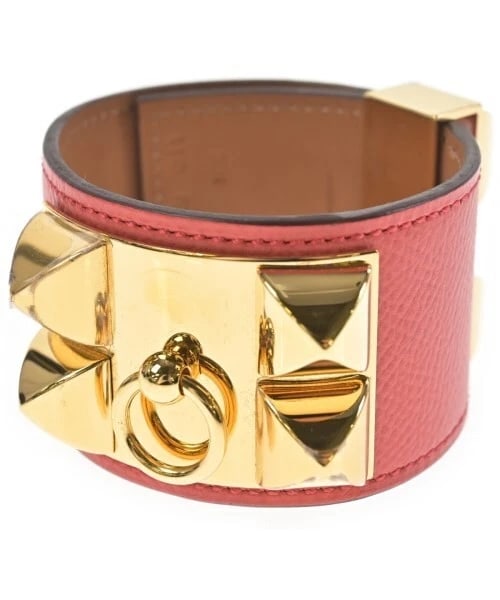 HERMES WOMEN'S BRACELET/BANGLE OLD CLOTHING: Hermes Women's Bracelet/Bangle Old Clothing Brand: Hermes Type/Style: Bracelet Material: Leather Color: Orange Size: 6.3 inches Accessories: None Accessories Notice: When purchasing pre-owned goods,