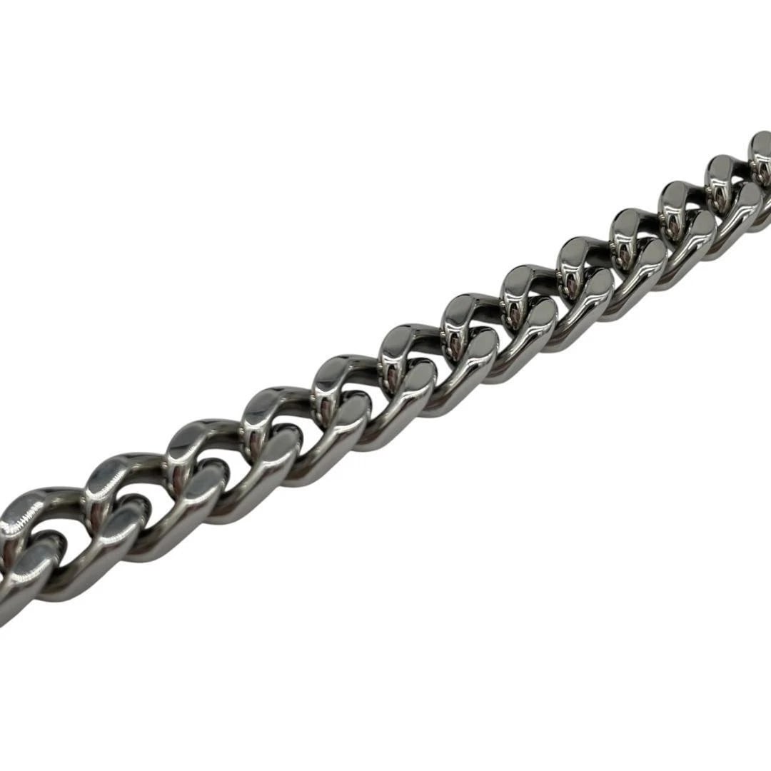 LOUIS VUITTON CHAIN BRACELET SILVER BLUE: Louis Vuitton Chain Bracelet Silver Blue Brand: Louis Vuitton Type/Style: Bracelet Material: Leather Color: Silver, Blue Size: 7.9 in (20 cm) Accessories: None Accessories Notice: When pur