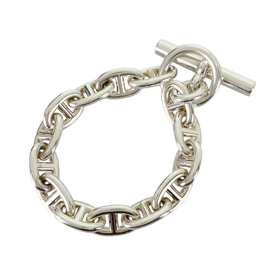 HERMES CHAINE D'ANCRE MM SILVER BRACELET: HERMES Chaine d'Ancre MM Silver Bracelet Brand: HERMES Type/Style: Bracelet Material: Silver 925 Color: Silver Size: Frame size (per frame):17.1mm?10.1mm Wrist Size:15cm Accessories: None